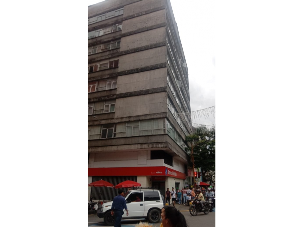 SE VENDE APARTAMENTO EN EL CENTRO AREA 135 M2