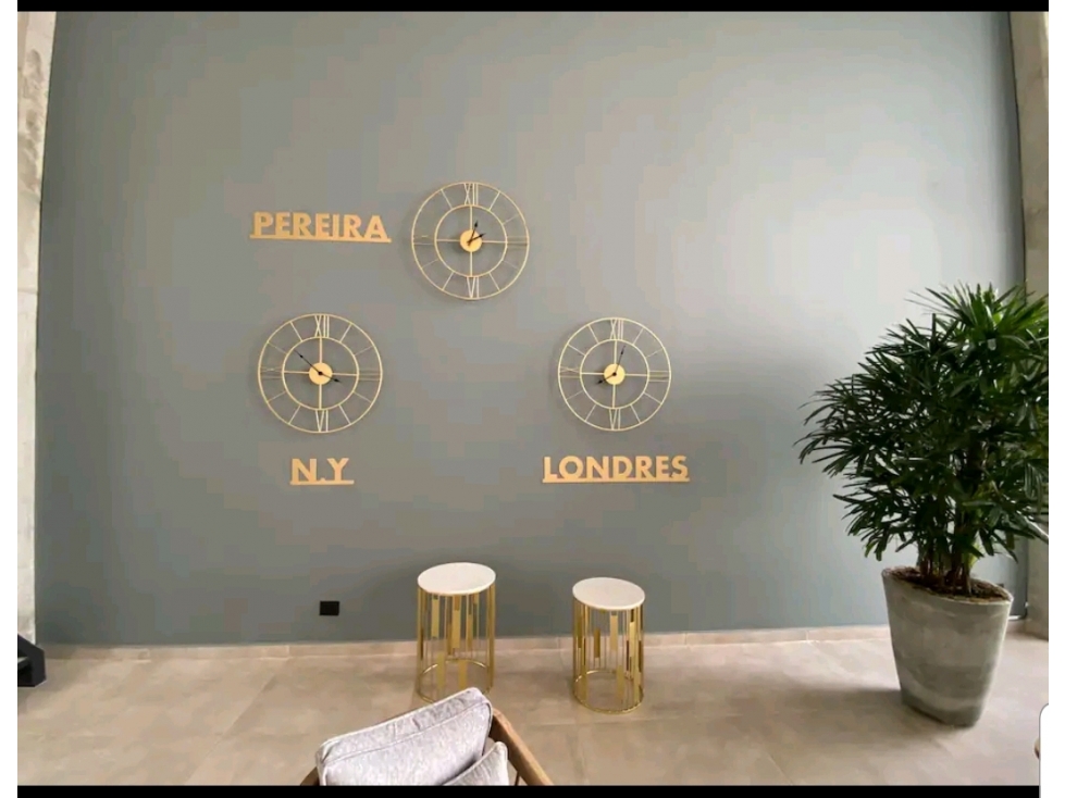 SE VENDE APARTAMENTO RENTAS CORTAS EN LA AVENIDA 30 DE AGOSTO — foto 3