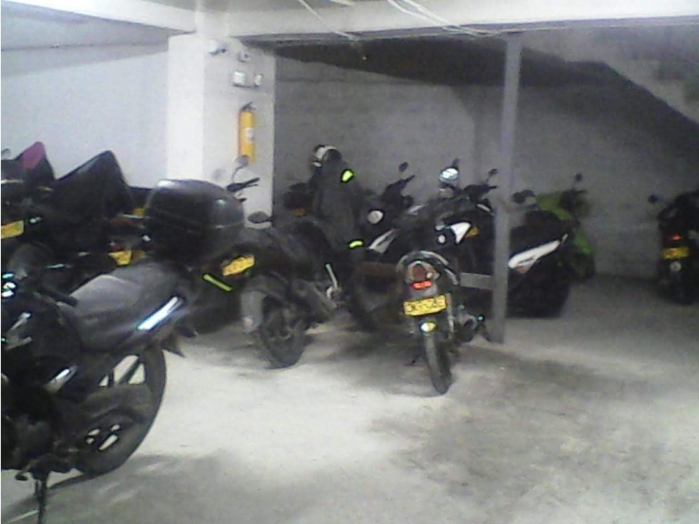 SE VENDE EDIFICO DE 8 PISOS EN EL CENTRO — foto 2