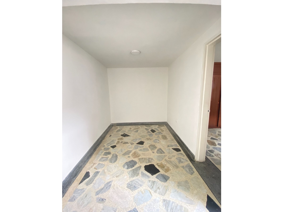 Se Vende Casa en el Centro de Pereira ¡Genera $6 Millones Mensuales! — foto 4
