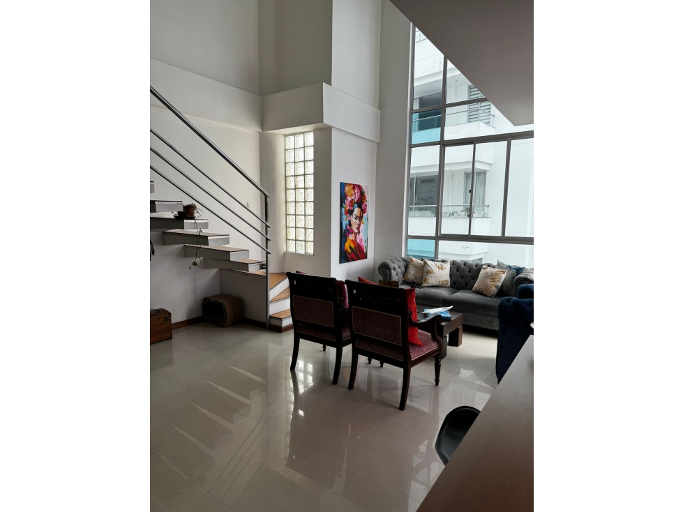 Hermoso aparatamento duplex para la venta en pinares
