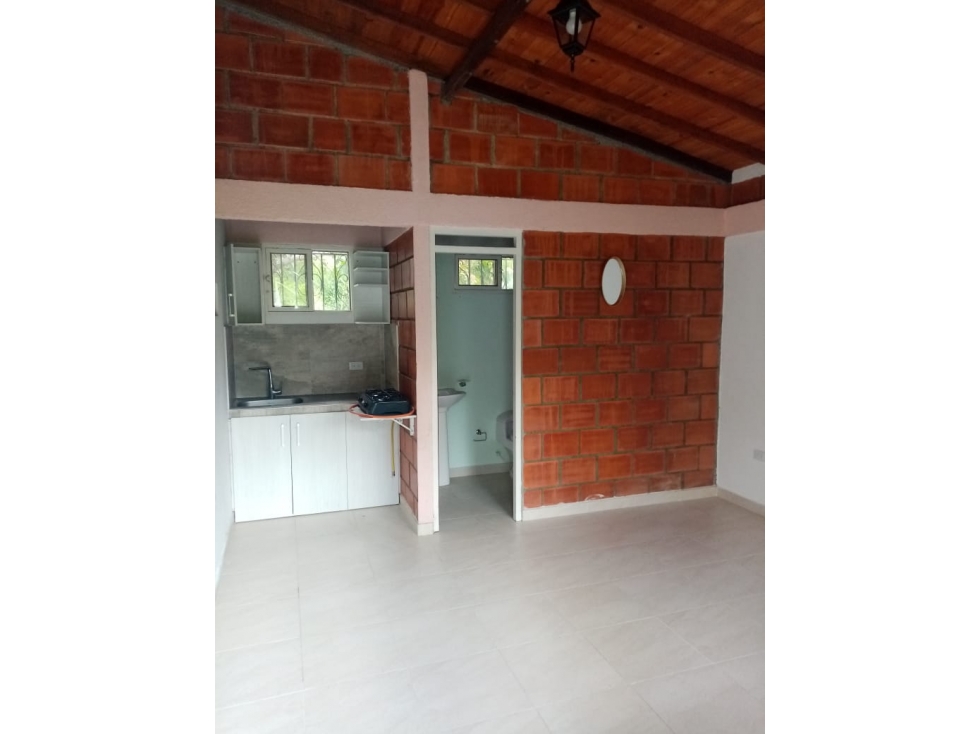 SE VENDE HERMOSA CASA CAMPESTRE EN COMBIA — foto 4