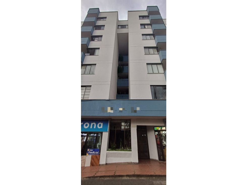 Se vende apartamento en Pereira centro con ascensor y parqueadero