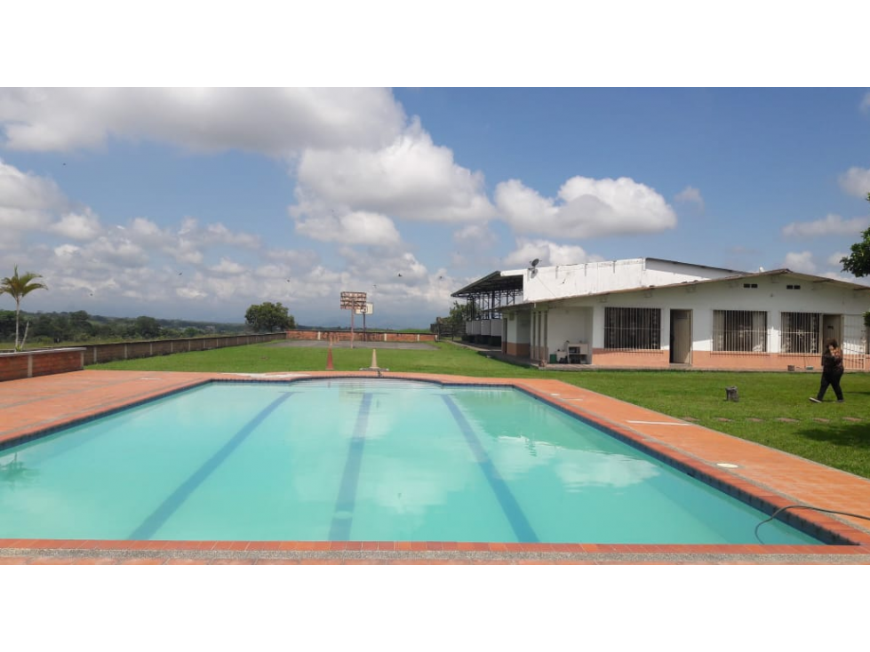 Venta de excelentes terrenos en el mejor lugar de Combia 214 cuadras