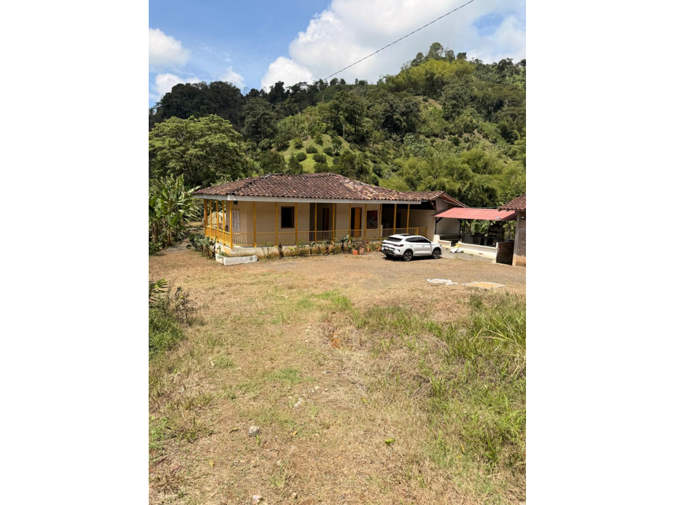SE VENDE PROYECTO TURÍSTICO EN COMBIA