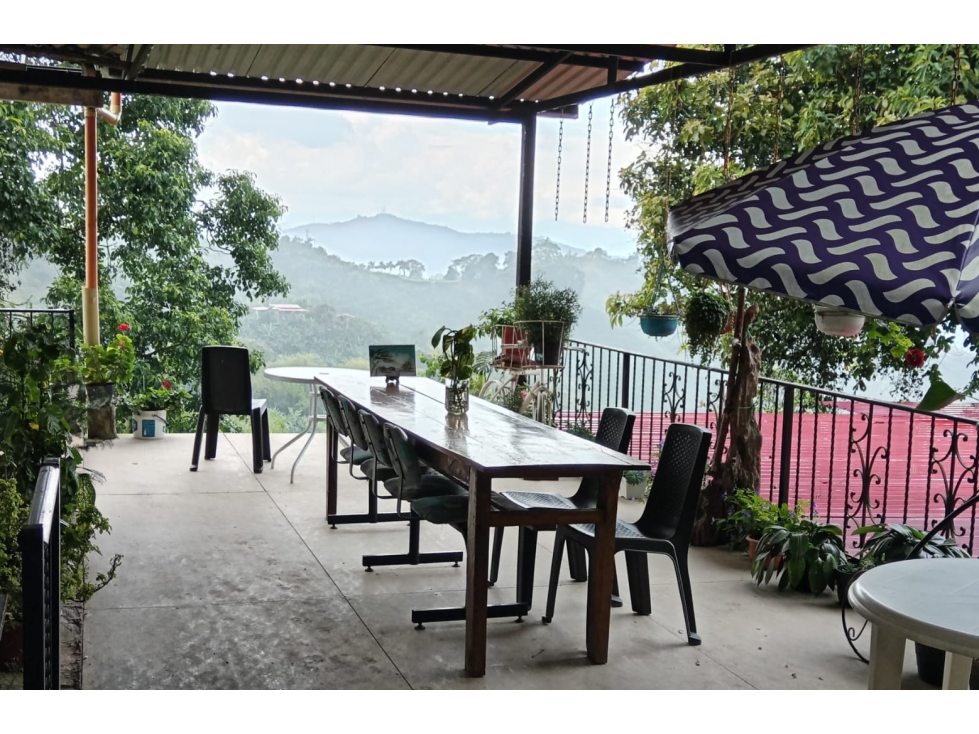 SE VENDE FINCA EN COMBIA PRODUCTORA DE CACAO, PLÁTANO, AGUACATE Y CAFÉ