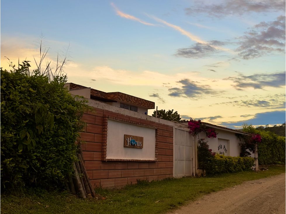 Se vende o se permuta Hermosa cabaña en Santagueda
