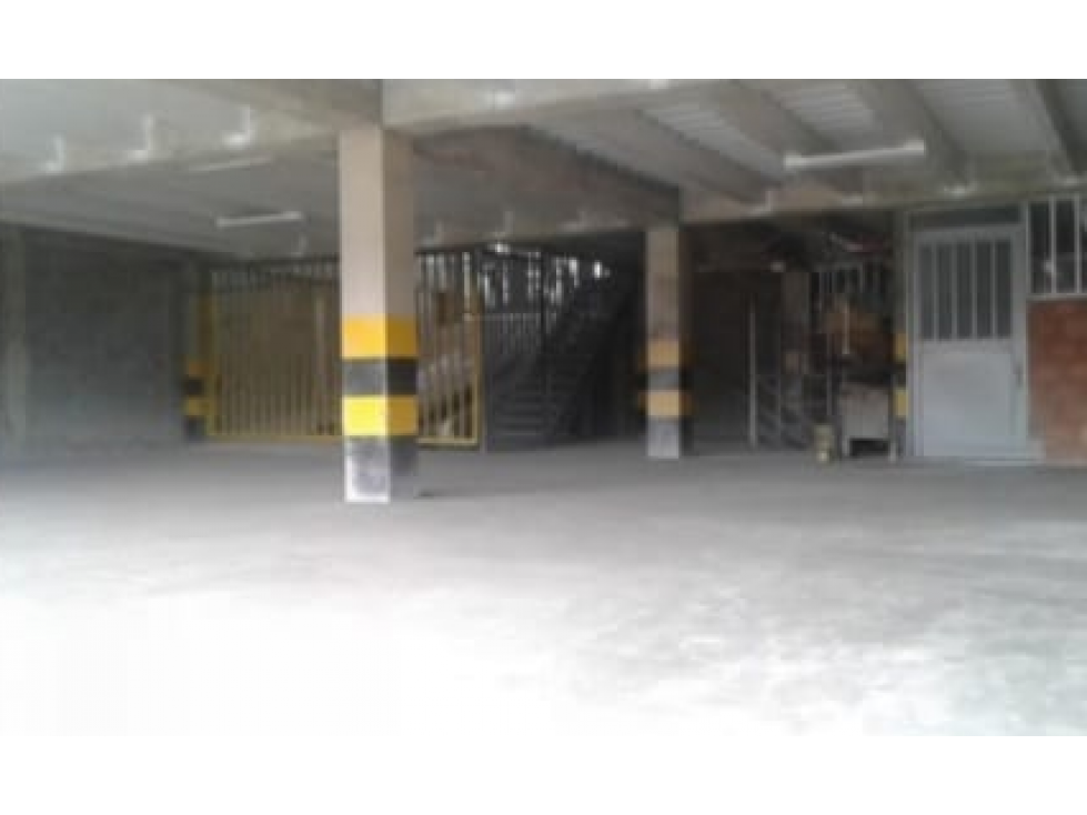 SE VENDE BODEGA Y LOCALES, CERCA BOMBA CORALES RENTABILIDAD - 1