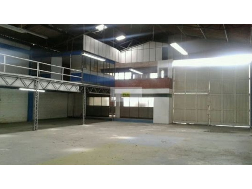 Se vende gran bodega en Dosquebradas - 2