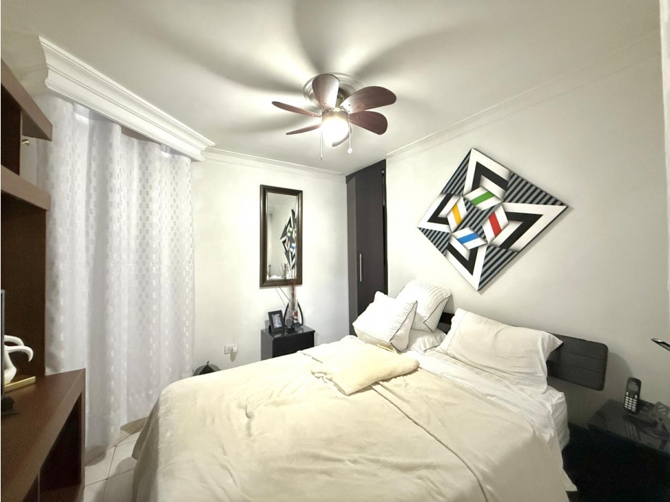SE VENDE APARTAMENTO GRANDE EN EL CENTRO — foto 4