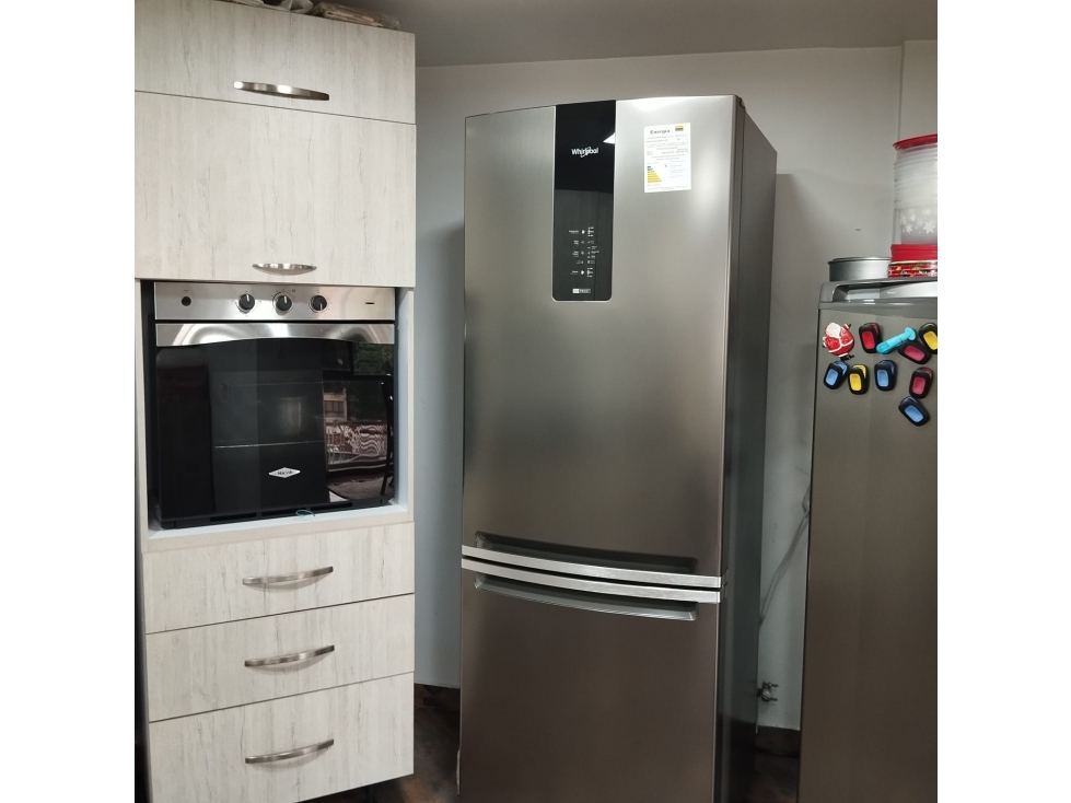 SE VENDE HERMOSO APARTAMENTO EN LOS ALAMOS CON VISTA A LA RESERVA