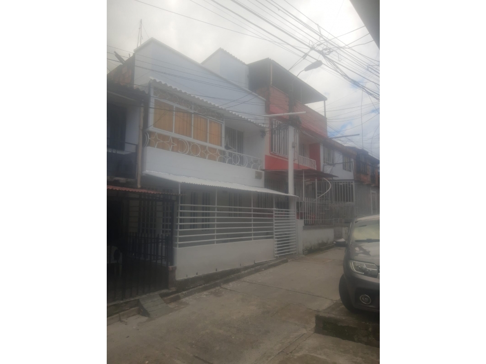 SE VENDE CASA CON VIVIENDAS INDEPENDIENTES LA DIVISA, CUBA
