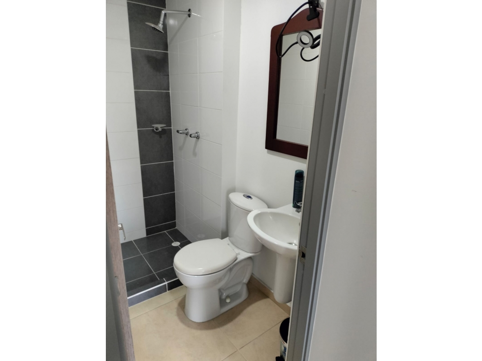 SE VENDE APARTAMENTO PISO 8 EN CIUDAD NATURA — foto 2