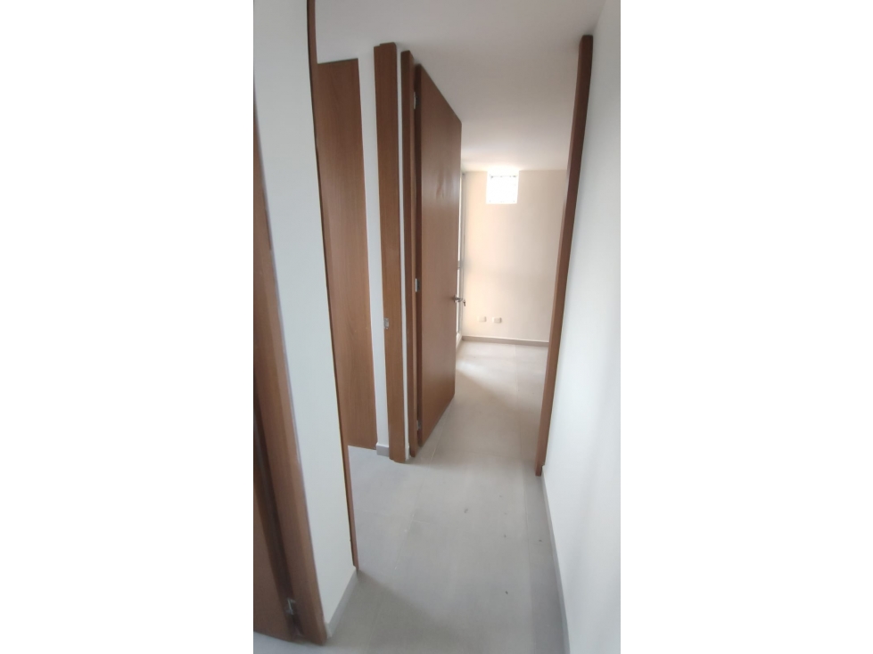 SE VENDE APARTAMENTO PISO 12 EN DOSQUEBRADAS