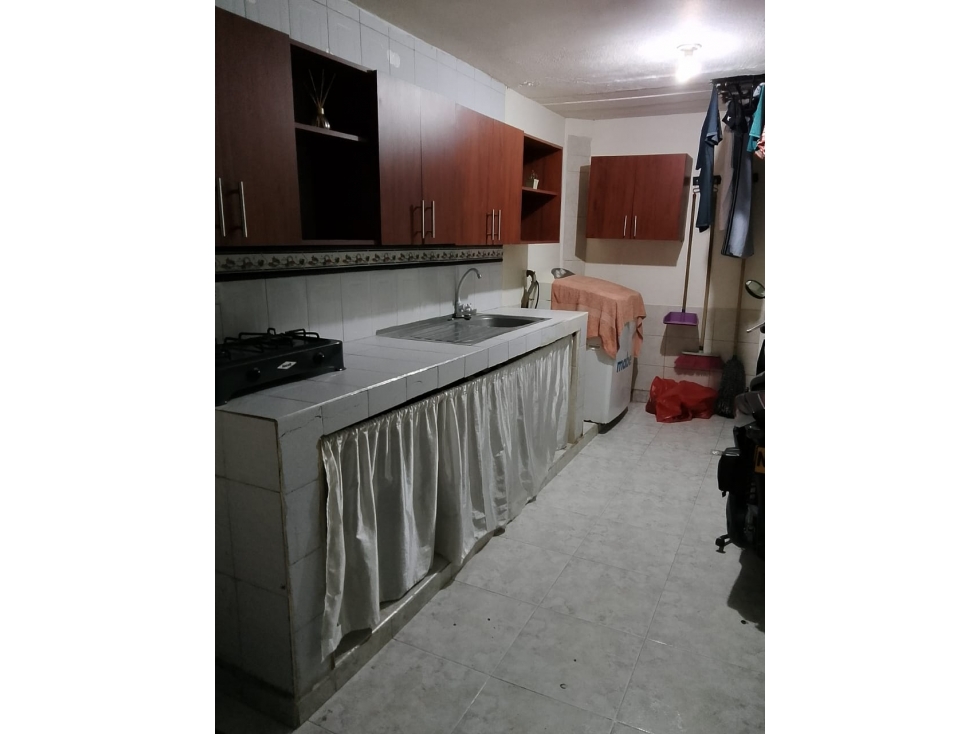 SE VENDE HERMOSA CASA DE 3 NIVELES INDEPENDIENTE PARQUE INDUSTRIAL — foto 2