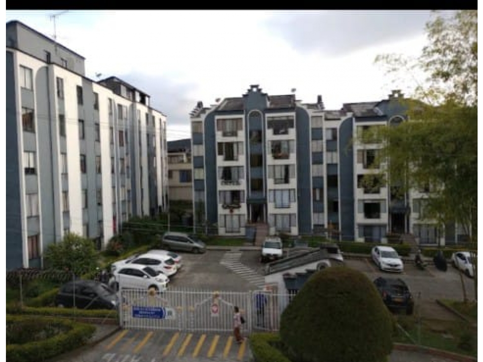 SE VENDE APARTAMENTO EN DOSQUBRADAS