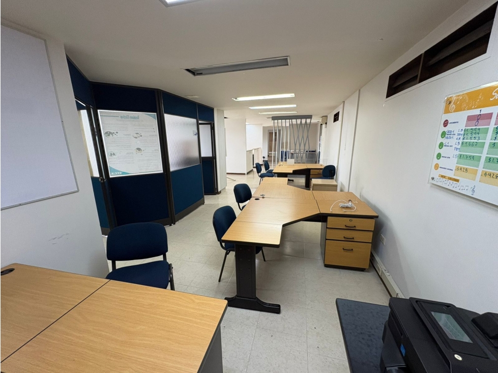 SE ARRIENDAN HERMOSAS OFICINAS EN EL CENTRO