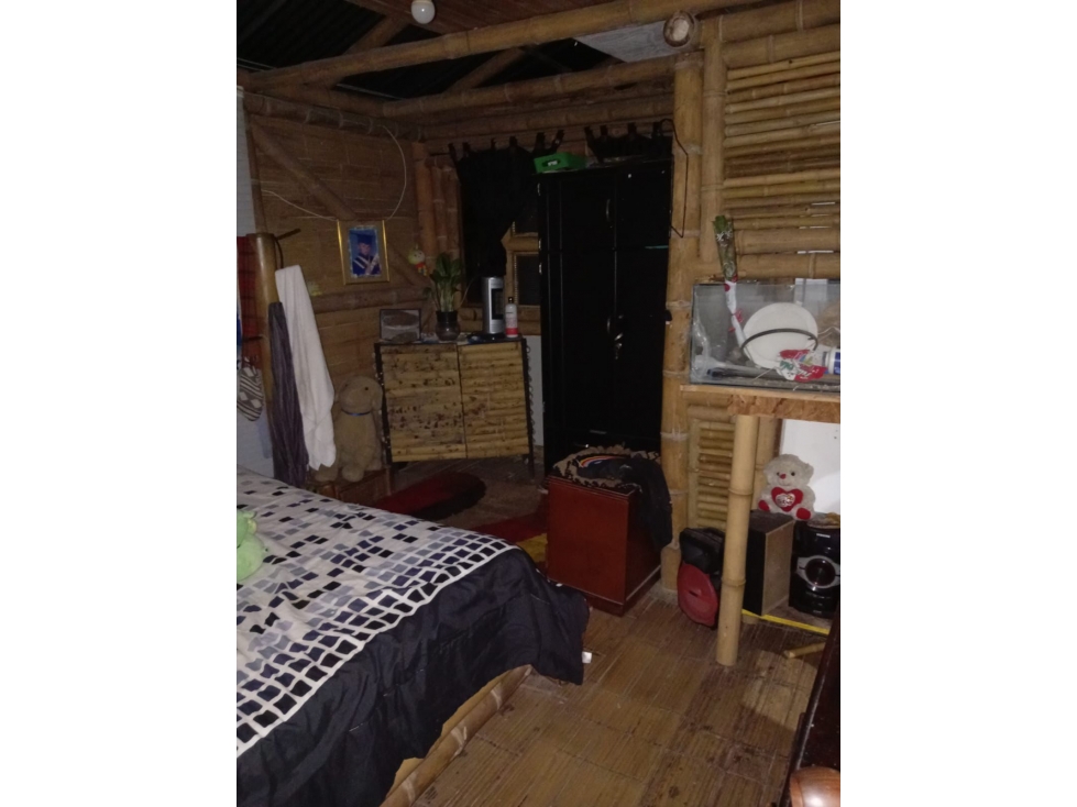 SE VENDE CASA EN MUNDO NUEVO PEREIRA