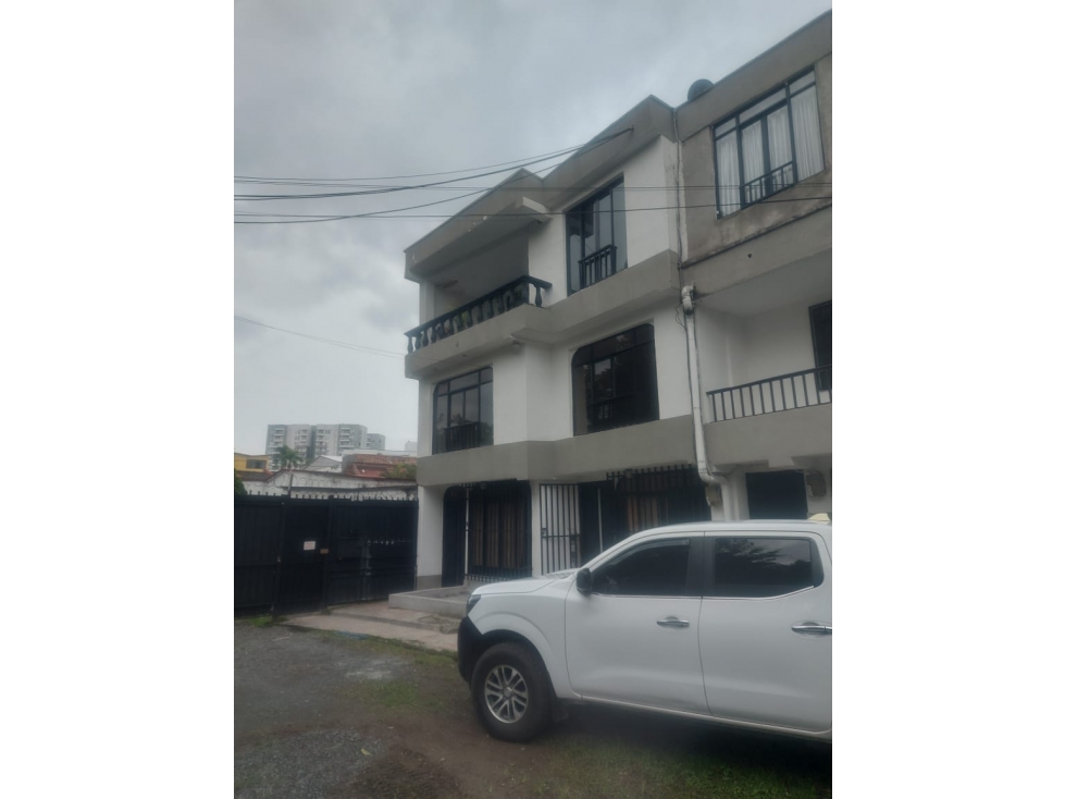Se vende apartamento 93 m² en Dosquebradas amplio