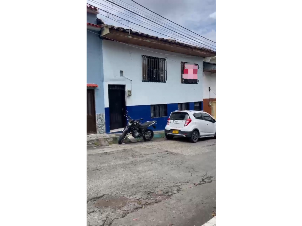 Se vende casa colonial en Pereira 180 m²