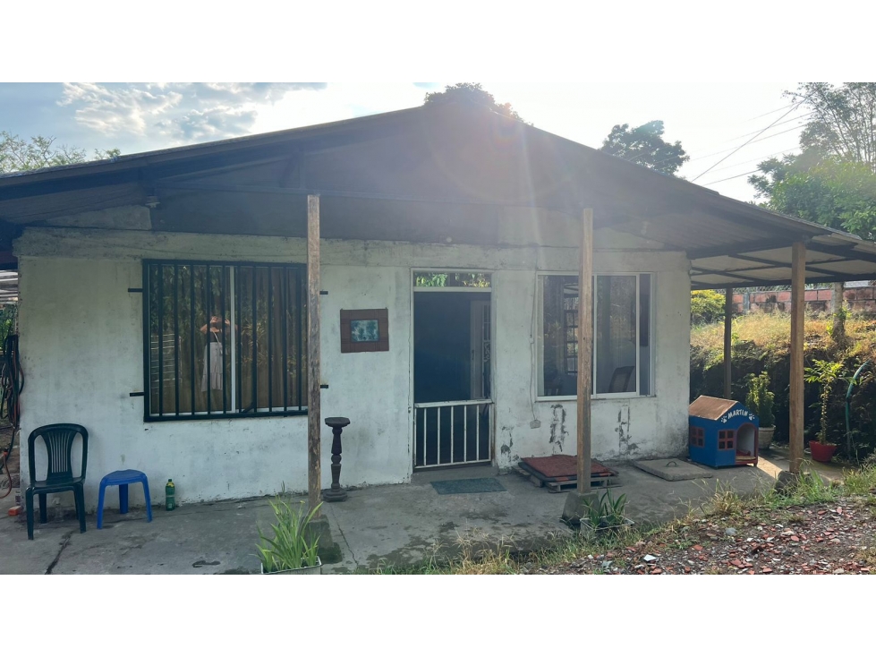 Se vende casa campestre 670 m² entre Armenia y Circasia