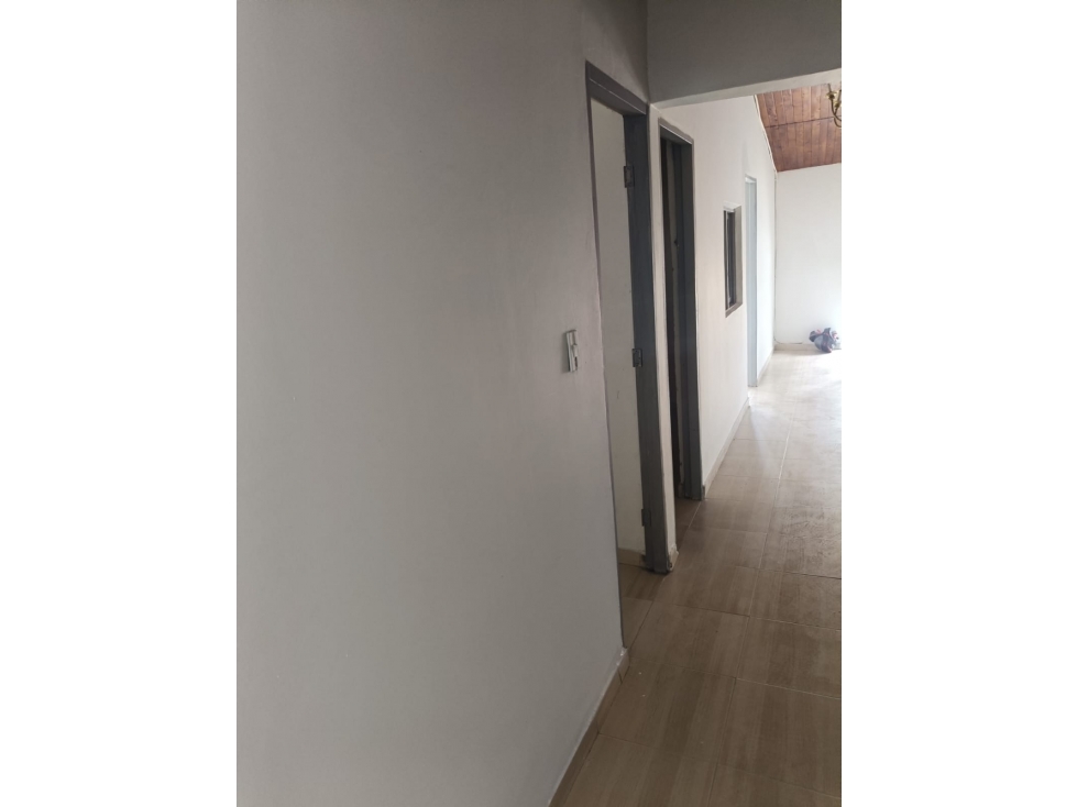 SE VENDE CASA PROPIEDAD HORIZONTAL CERCA AL AEROPUERTO