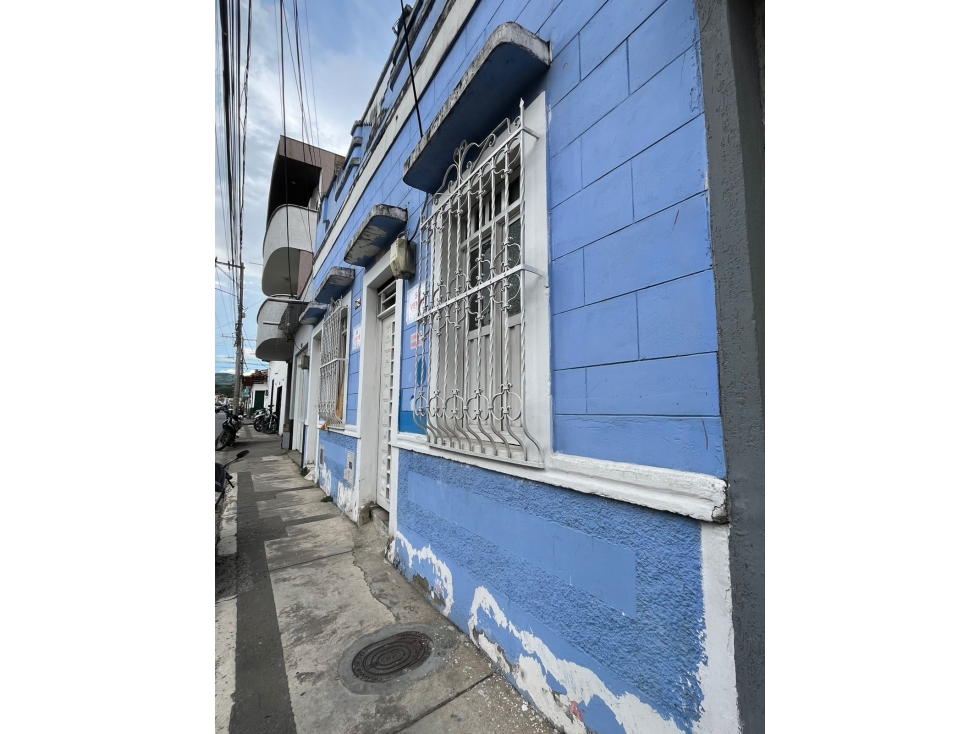 GRAN OPORTUNIDAD SE VENDE CASA LOTE EN CARTAGO EXCELENTE UBICACIÓN