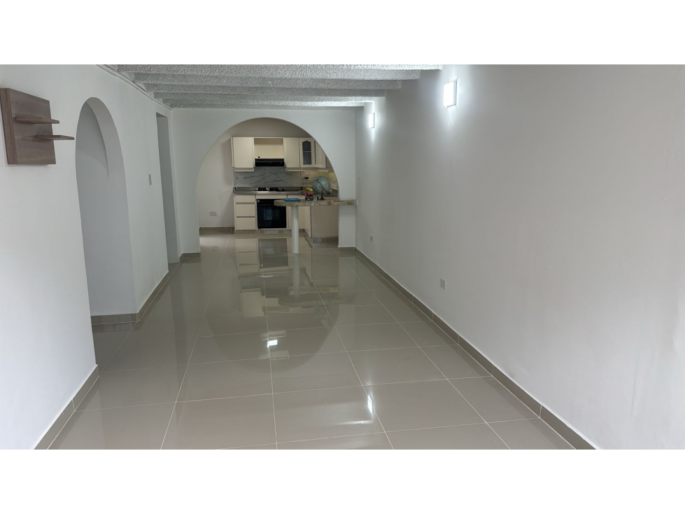 SE VENDE CASA DUPLEX CON LOCAL SECTOR CUBA PEREIRA