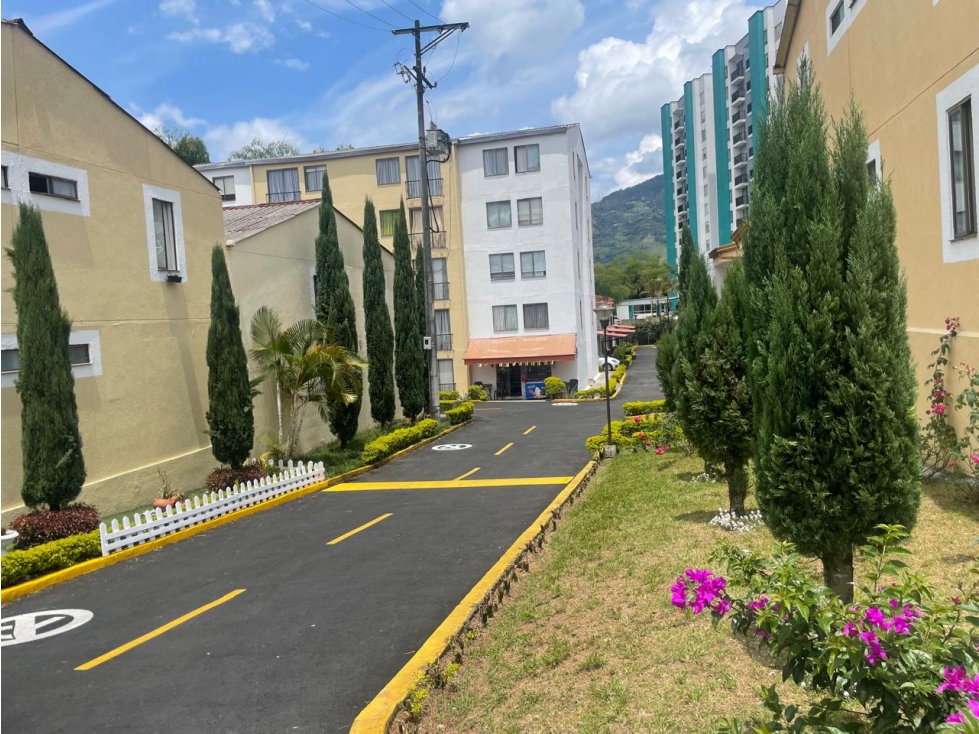 SE VENDE APARTAESTUDIO EN DOSQUEBRADAS CERCA A MAKRO
