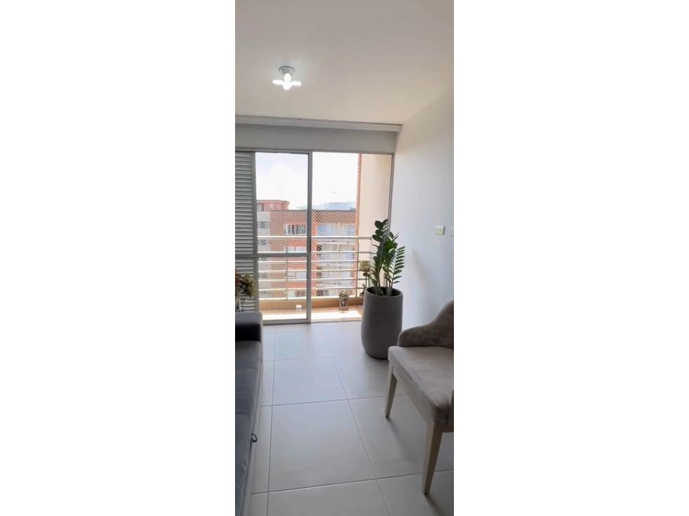 SE VENDE APARTAMENTO EN AVENIDA SUR AREA 61.65 M2 PARQU CUBIERTO