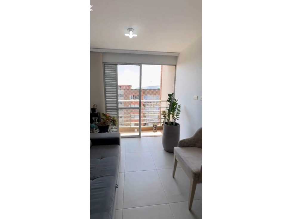 SE VENDE APARTAMENTO AVENIDA SUR PISO 10 AREA 61.65 M2 — foto 2
