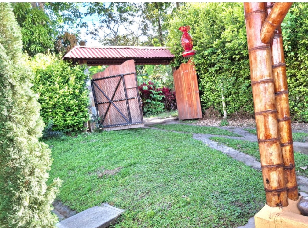 SE VENDE O PERMUTA CASA CAMPESTRE EN PARCELACION ALCALA