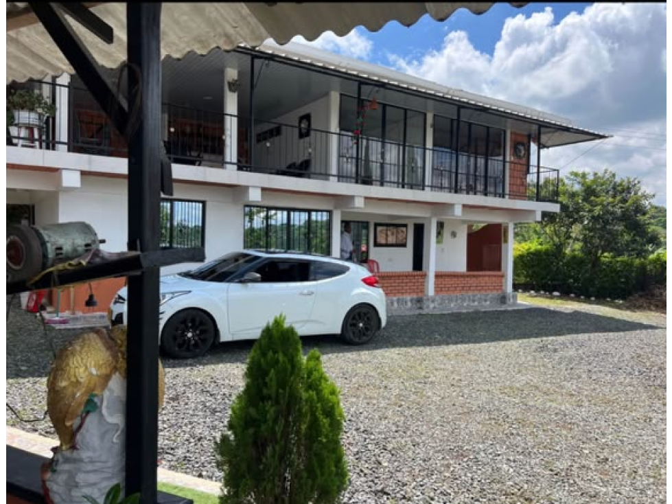 SE VENDE CASA CAMPESTRE EN ALTAGRACIA