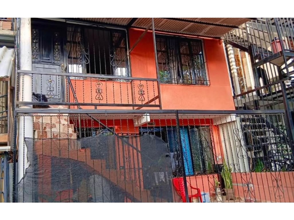 SE VENDE CASA PISOS INDEPENDIENTES SECTOR CUBA PEREIRA
