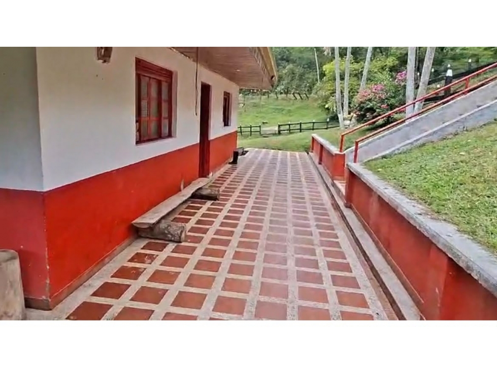 se vende finca en la celia risaralda - 1