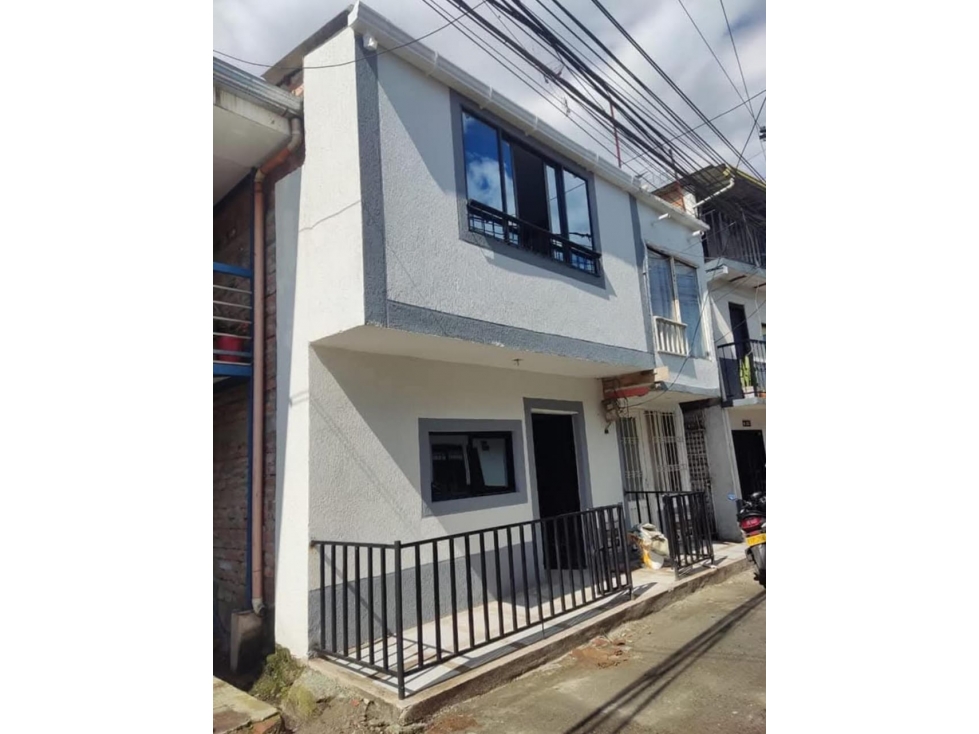 SE VENDE CASA CON LOTE EN EL ROCIO ALTO — foto 3