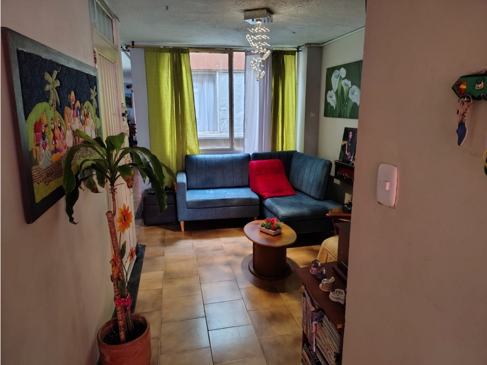 SE VENDE APARTAMENTO EN EL CENTRO AREA 97 M2 CERCA A TODO