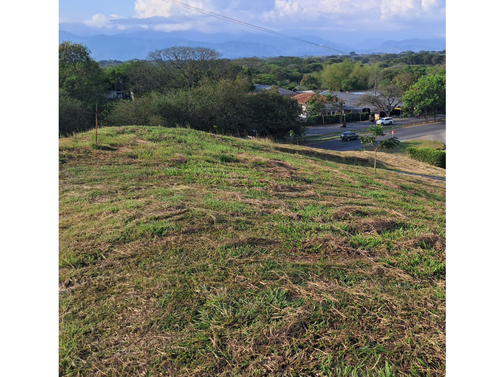 SE VENDE LOTE EN UNO DE LOS MEJORES LUGARES CERRITOS MALABAR — foto 2