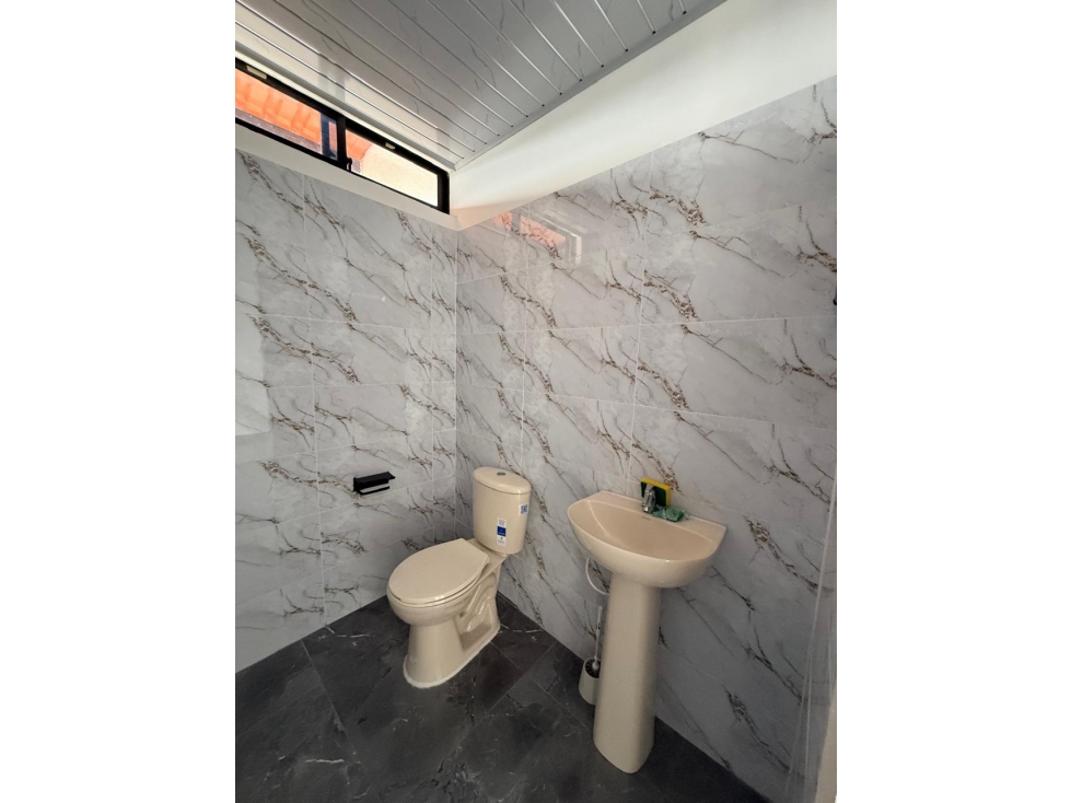 SE VENDE CASA CAMPESTRE ENTRE ALCALA Y CARTAGO EN CONDOMINIO — foto 4
