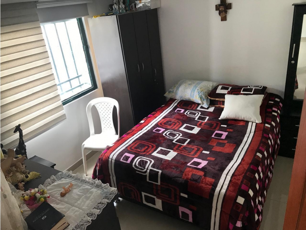 SE VENDE CASA DE 4 PISOS EN SANTA ROSA DE CABAL — foto 2