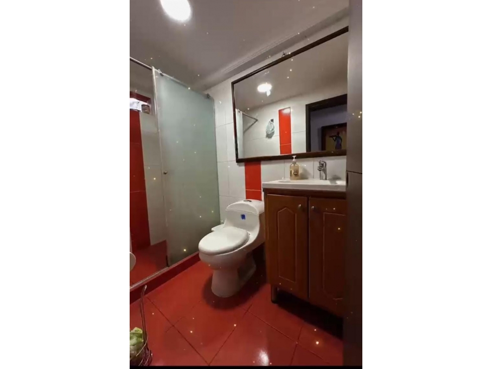 SE VENDE CASA DE 3 PISOS EN CUBA — foto 2
