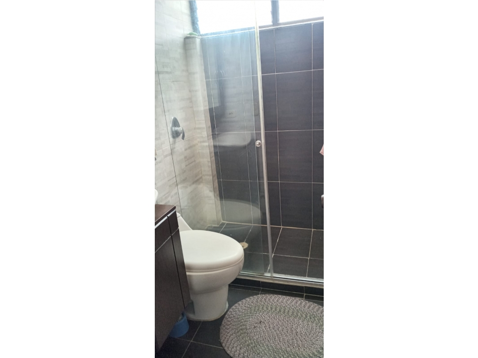 SE VENDE HERMOSO APARTAMENTO EN EL CENTRO SIN ASCENSOR — foto 6