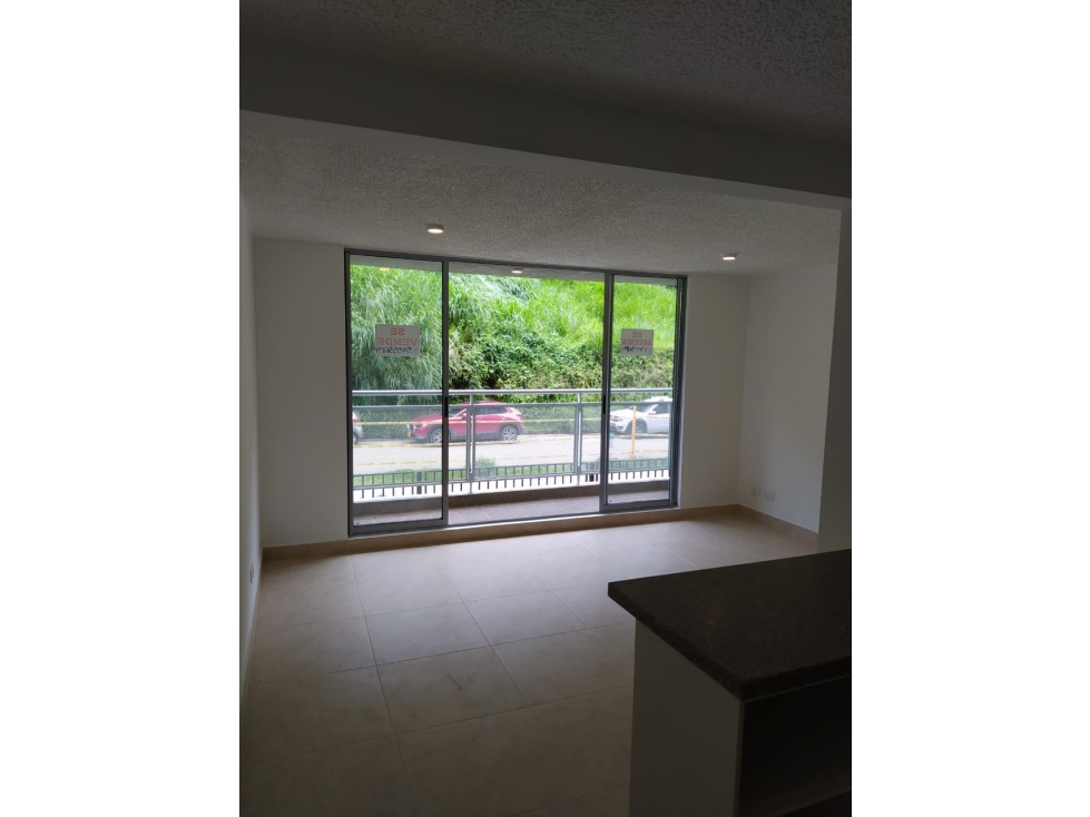 SE VENDE APARTAMENTO CONJUNTO POBLADO 1 — foto 3