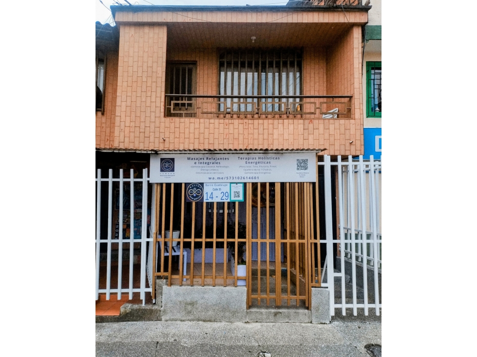 SE VENDE CASA CON EXCELENTE UBICACIÓN EN GUADALUPE