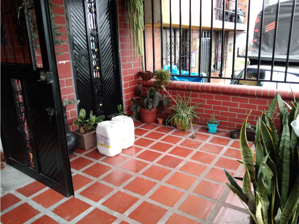 Se Vende Espectacular Casa de 3 Pisos en Cuba. — foto 4