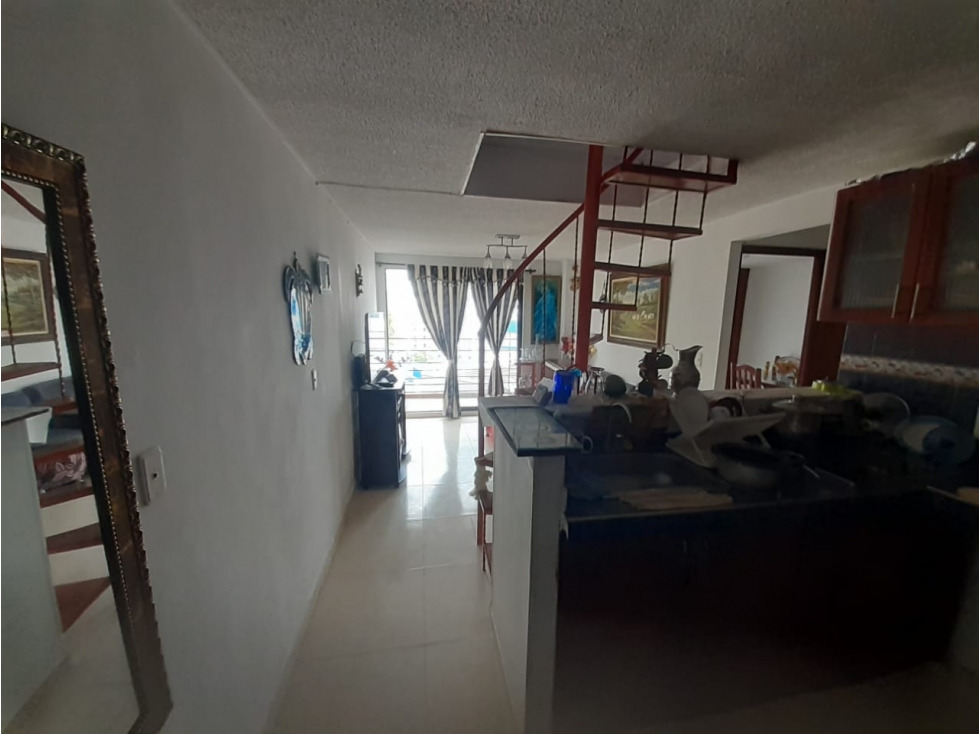 Se vende hermoso apartamento con Terraza cerca del viajero — foto 2