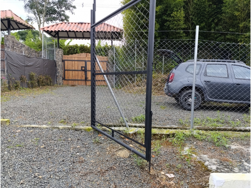 SE VENDE FINCA CAMPESTRE EN SANTA ROSA DE CABAL
