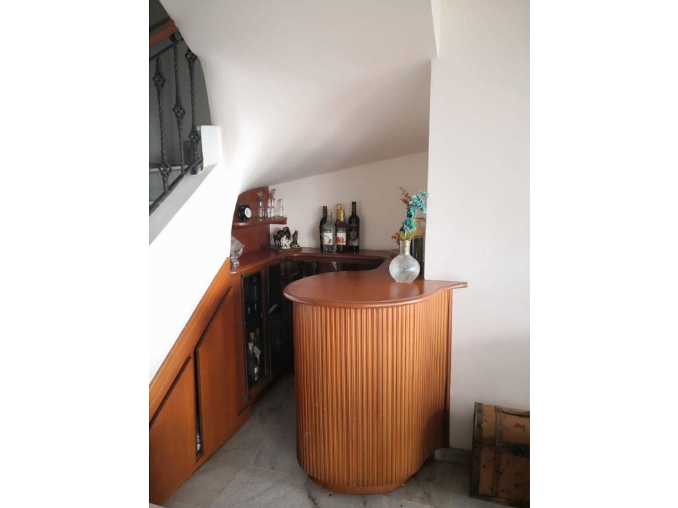 SE VENDE APARTAMENTO DUPLEX EN LOS ALPES — foto 2