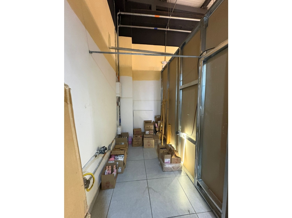 ¡SE VENDE ARRIENDA LOCAL EN MALL BATARA PLAZA! — foto 3