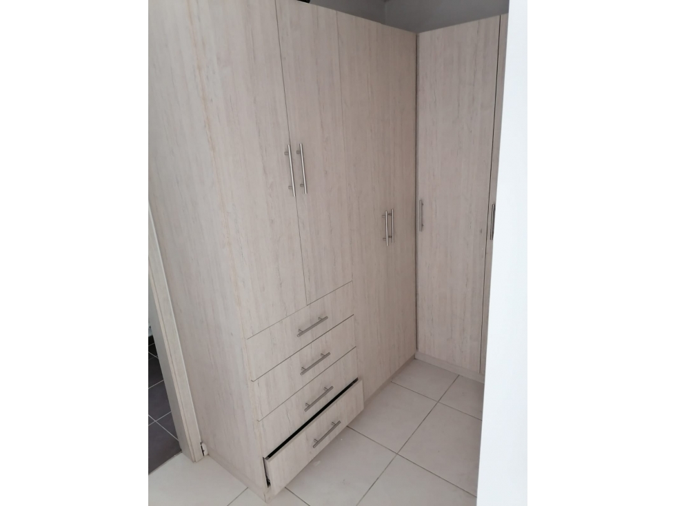 Arriendo Apartaestudio en Conjunto Irazú SIN parqueadero — foto 5